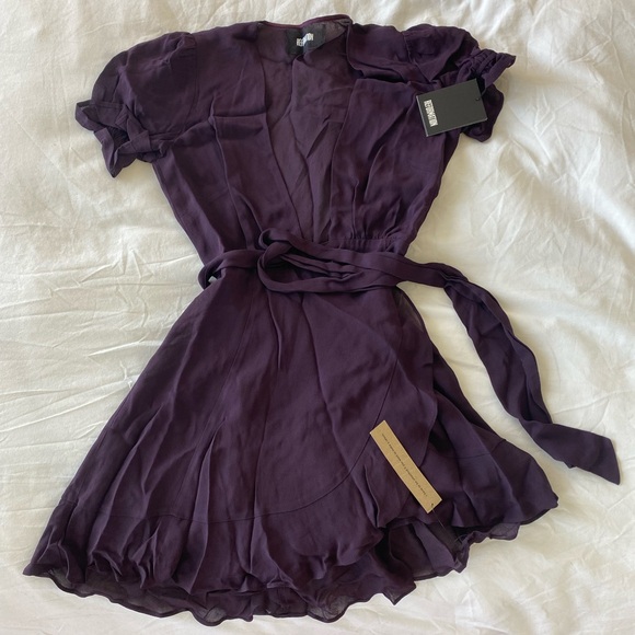 NEW w tags💖 Reformation. Lucas dress. Small. - Picture 3 of 7